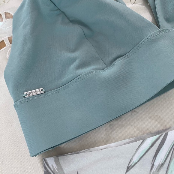 New XS VS PINK Bralette + S cheekster panty - Picture 3 of 7